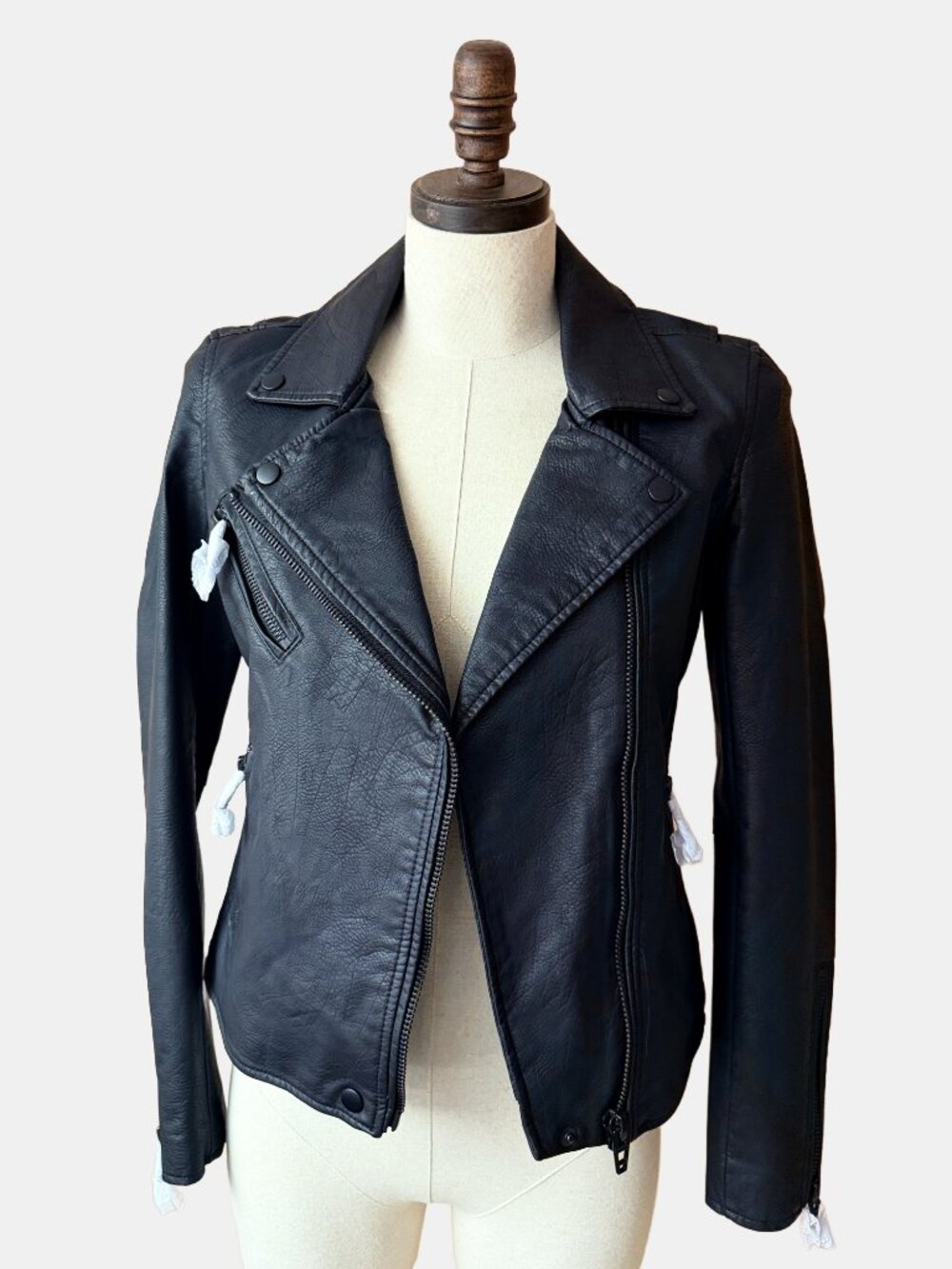 BLANKNYC Faux Leather Moto Jacket | XS | New With Tags - Picture 4 of 7